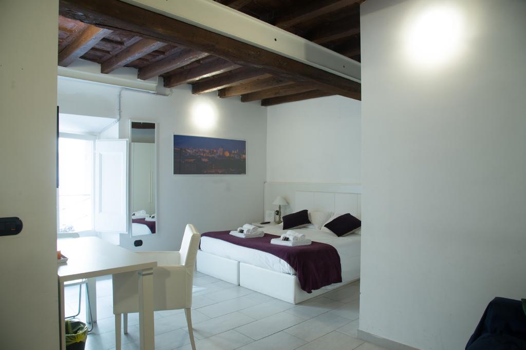 Flowers Apartments Rzym Zewnętrze zdjęcie