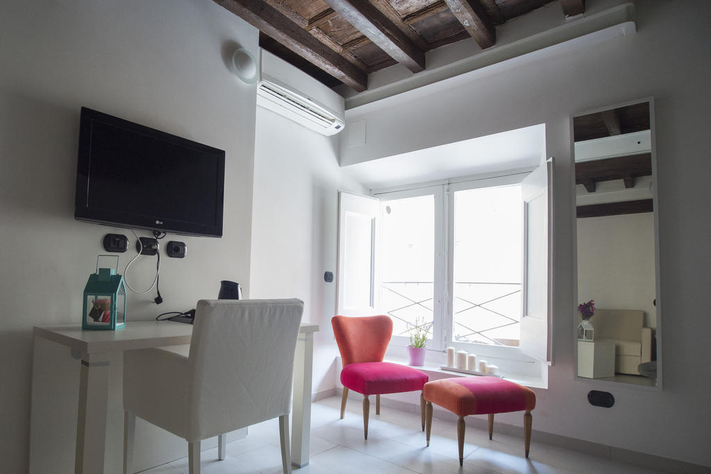 Flowers Apartments Rzym Zewnętrze zdjęcie
