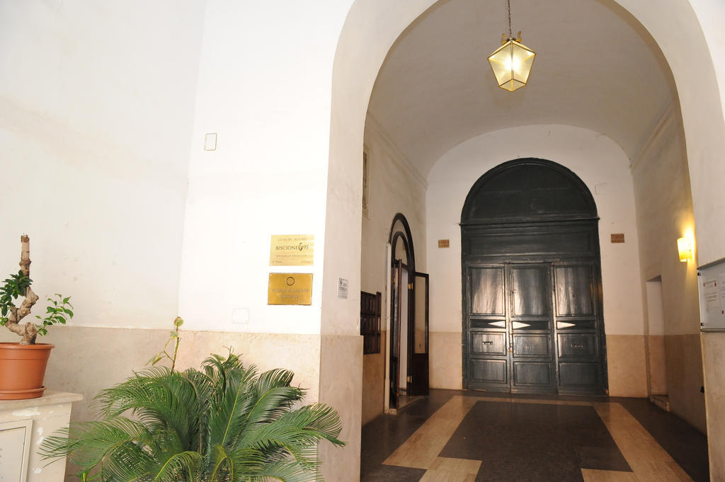 Flowers Apartments Rzym Zewnętrze zdjęcie
